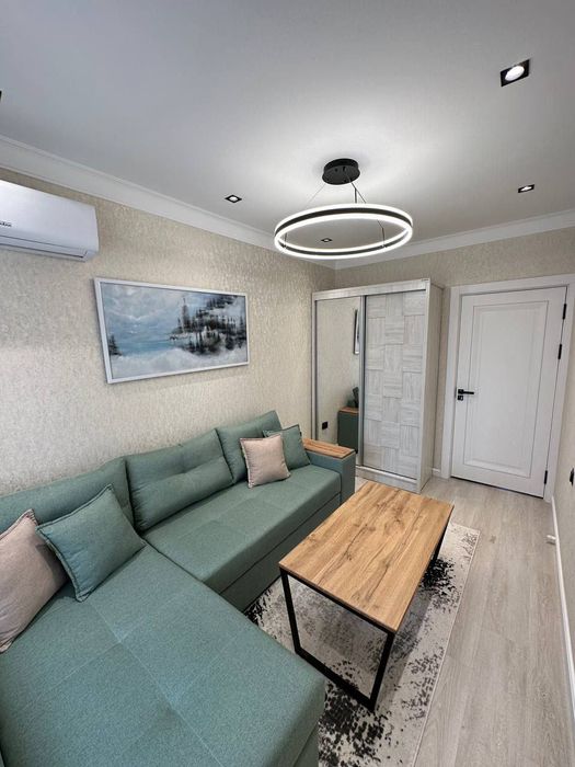 Продается 5 комнатная квартира , массив Ц-6