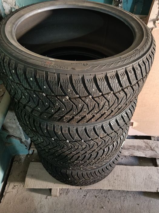 Продам шины YOKOHAMA