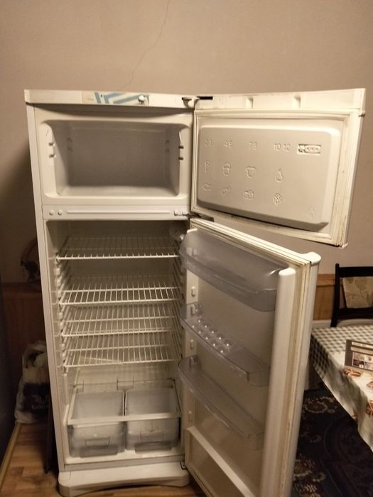 холодильник индэзит