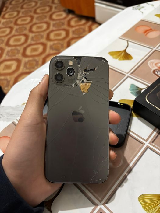 Продам айфон 12 про 128 гб