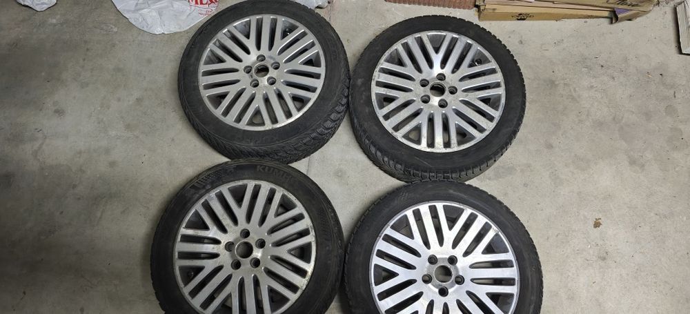 Зимни гуми с джанти Kumho 17"