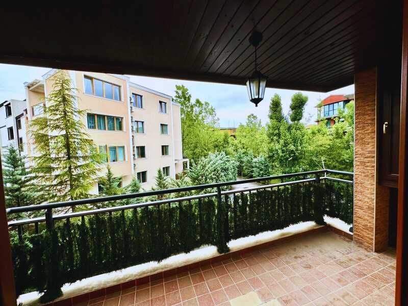 Дава се под наем Тристаен апартамент в София, Витоша - 109 кв.м за 1224 € - Снимка #2