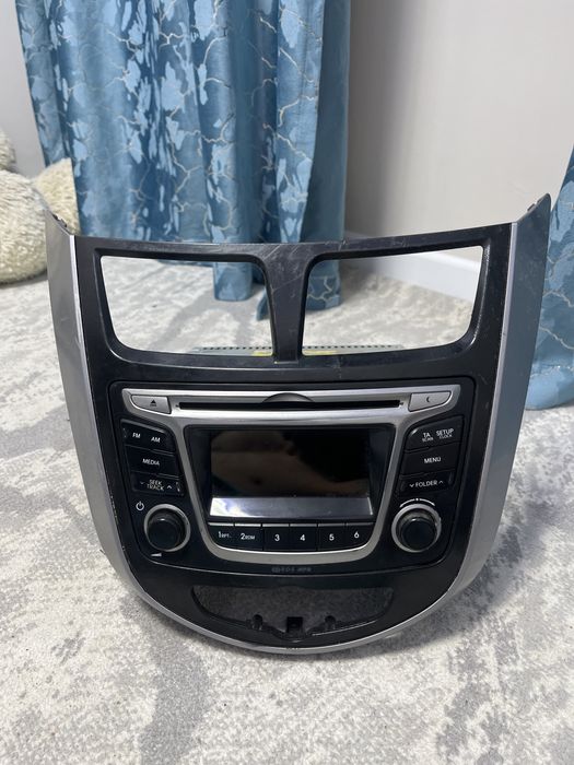 Hyundai Solaris магнитол