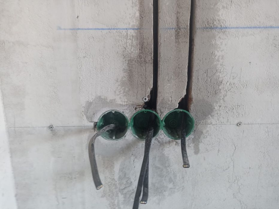 Штробление стен под проводку (без пыли)