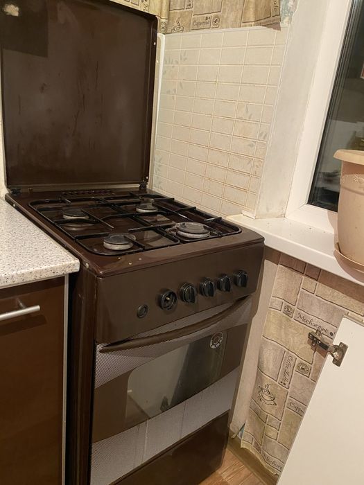 Продается газплита Гефест