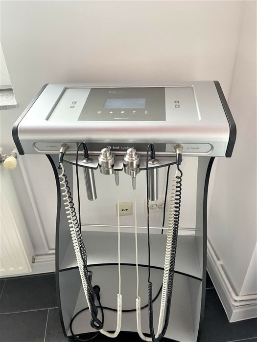 Pachet echipamente profesionale pentru medicină estetică și dermatologie