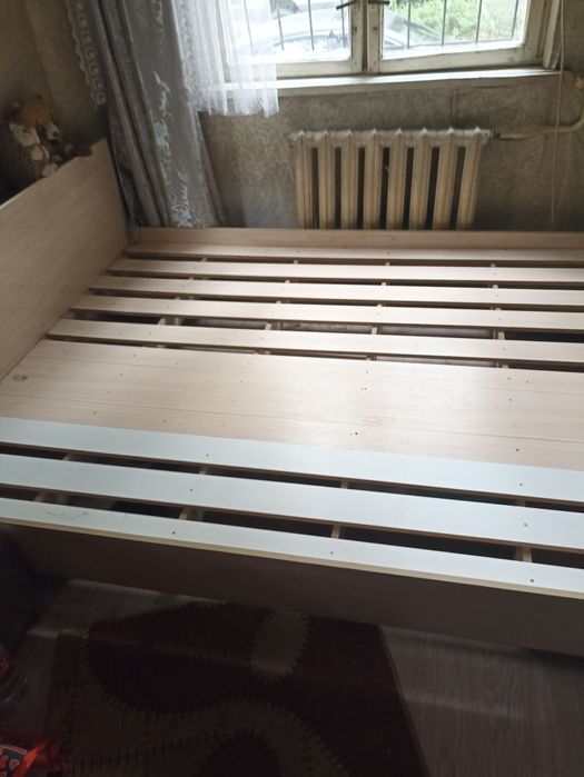 Продам кровать,2х спальняя.