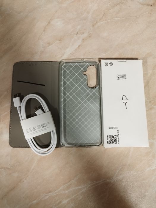 Samsung galaxy a17 5g grey 128gb Нов 2г гаранция