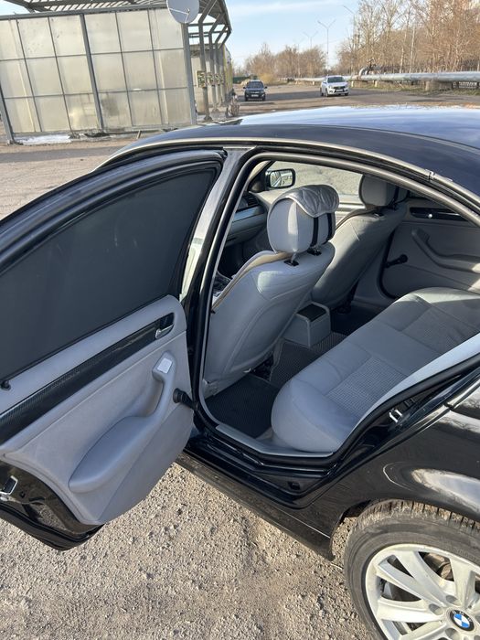 BMW 3 e46 2003год