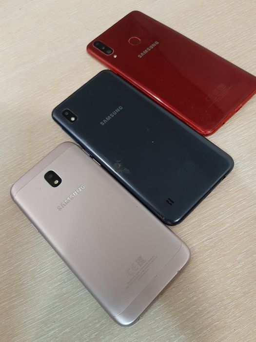 Телефоны на запчасти j3, a10, a20