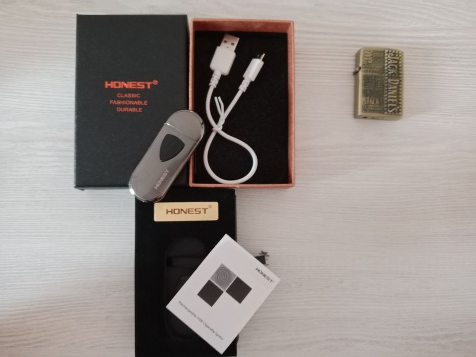 Продам 2 пары  зажигалки zippo,Honest электрическая uzb заряд