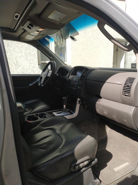 Nissan Pathfinder 2011