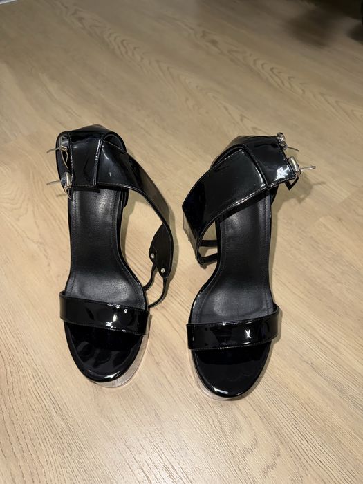 Sandale latex negre