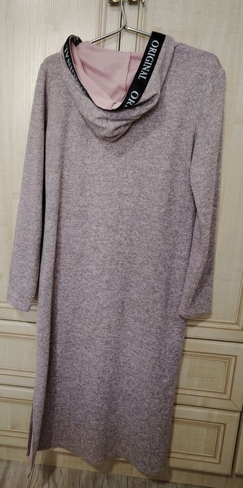 Продам платья, туники