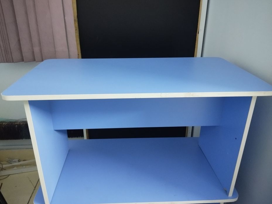 Продам детские парты
