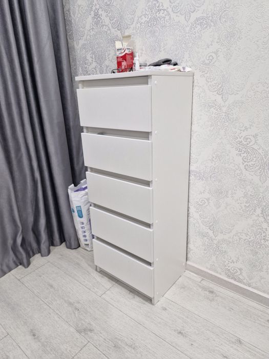 Комод белый не большой