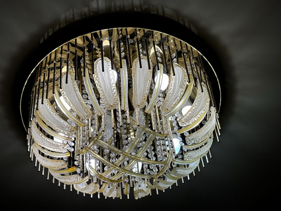 Люстра для зала недорого