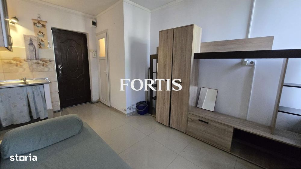 Garsoniera de inchiriat 11 mp utili in Brasov, zona Coressi