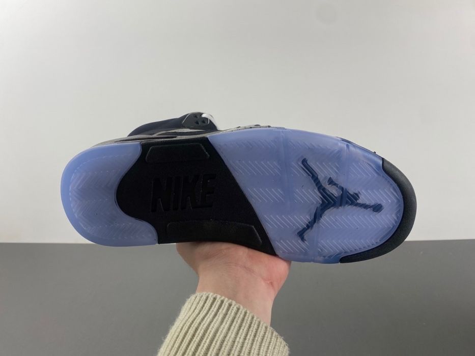 Air Jordan 5 Retro Black Metallic Reimagined