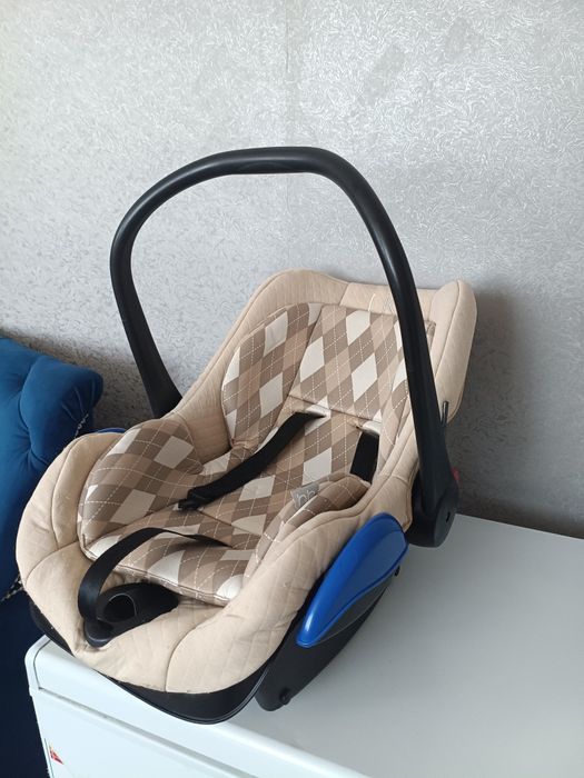 Детское автокресло