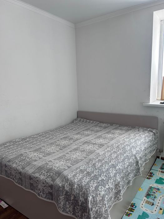 Кровать +матрас с подъемным механизмом