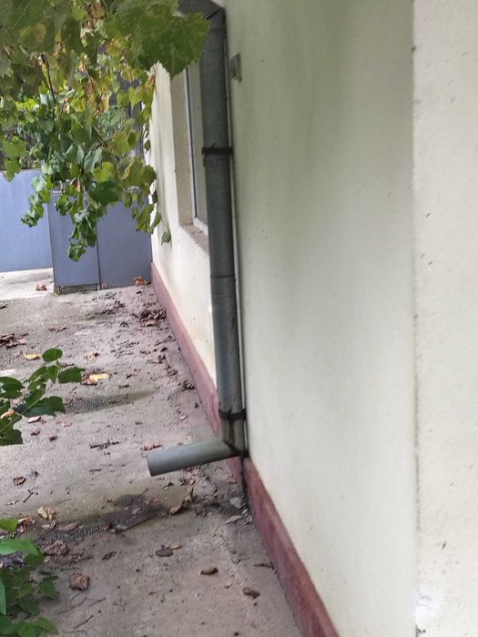 casa vanzare numai buna de locuit in ea