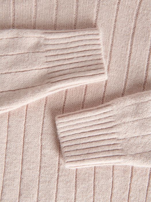 Пуловери С-М размер