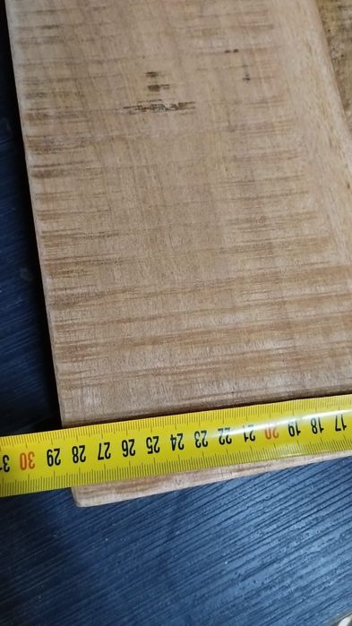 Vând blat de mango 100 lei