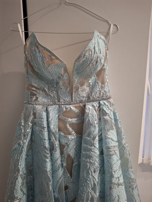 Официална бална рокля