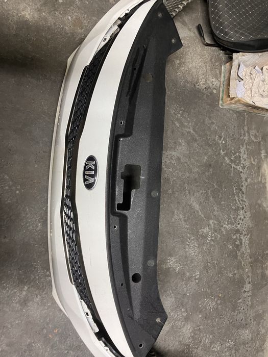 Передний бампер Оригинал