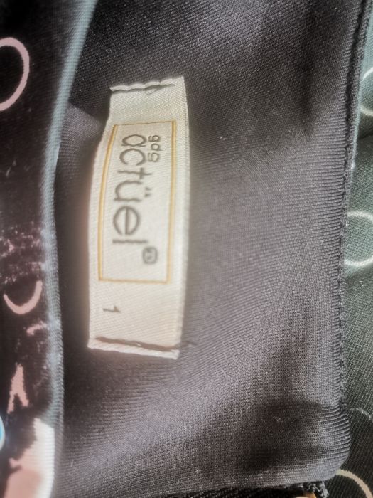 Еластична вталена рокля