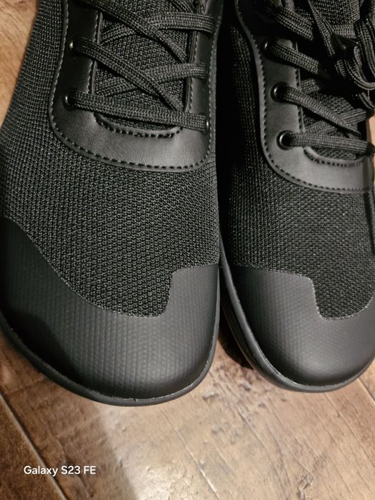 Продам мужские макасы