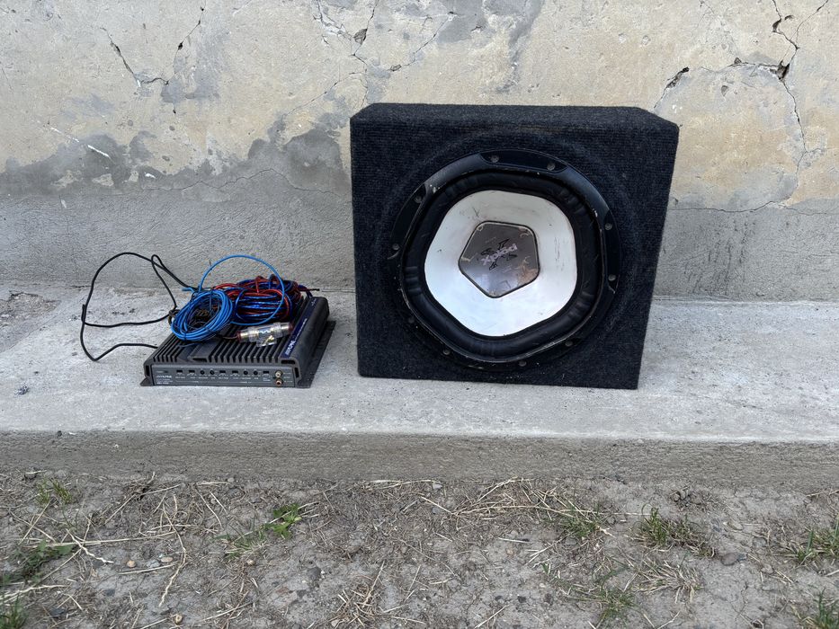 Vand subwoofer sony 1200W cu tot cu statie alpina V 12