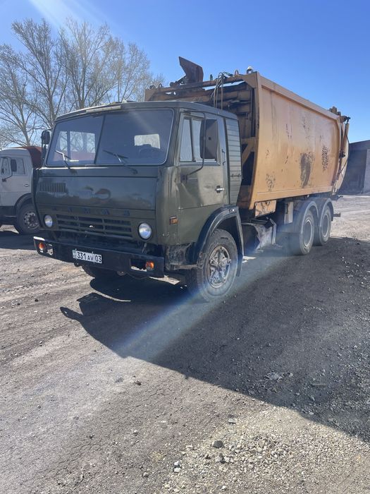Продам Мусоровоз на полном ходу. Варианты.