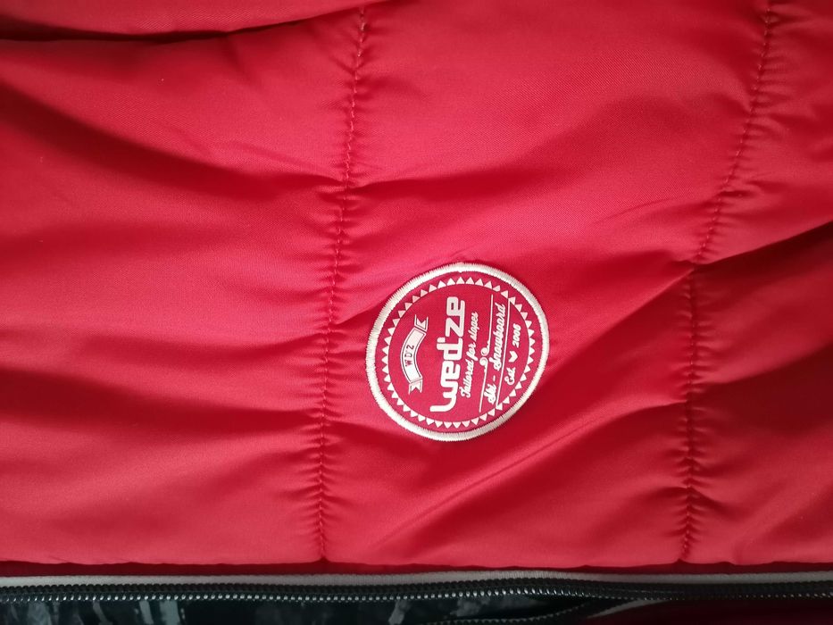 Детско марково яке с 2 лица за 15лв