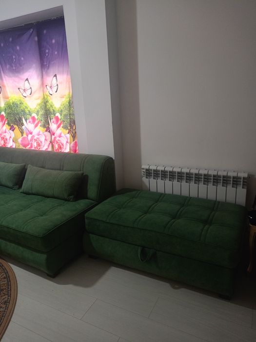 Продается мягкий уголок , большой 280*220,в идеальном состоянии