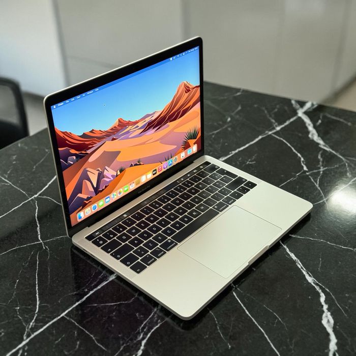 13.3’ Macbook Pro 13 2019/Core i7/16GB Ram/512GB SSD