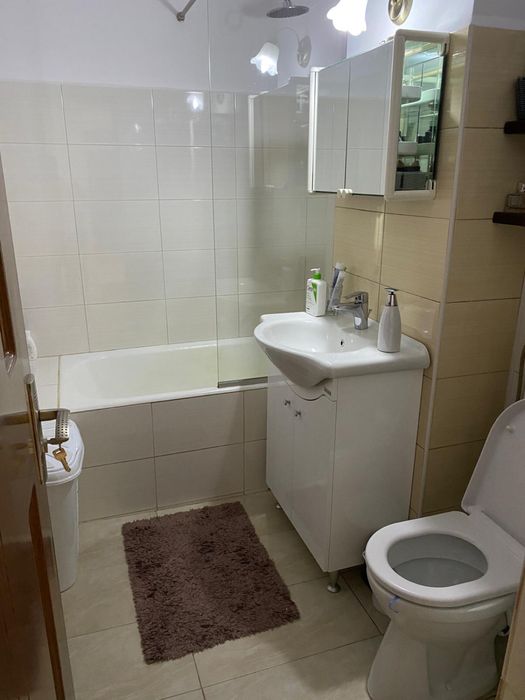 Inchiriez apartament 2 camere Strand