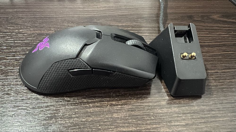 Razer Viper Ultimate 20.000 dpi + dock