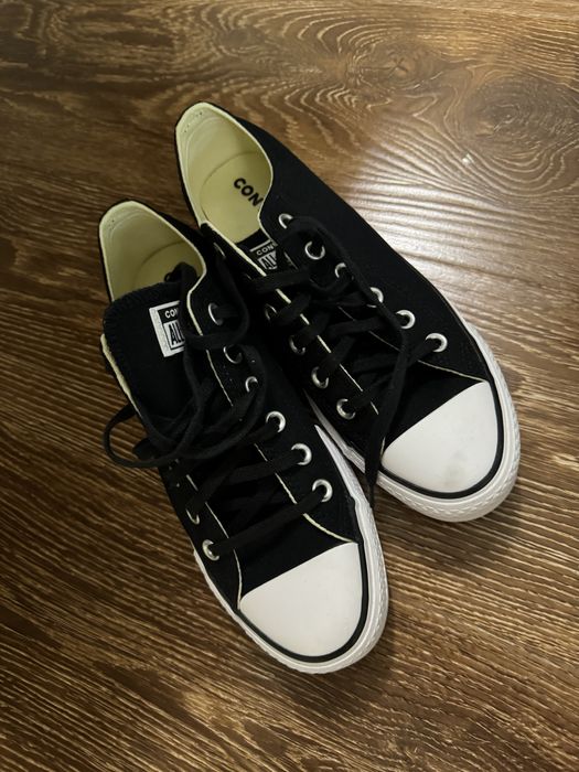 Срочно! Кеды Converse!