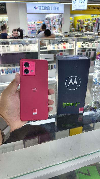 Moto G 84 5G.  12/256