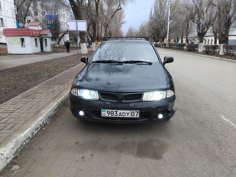 Митсубиси каризма сатылады