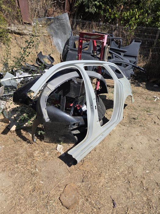 Skoda Octavia 3 kombi 12-20 заден ляв калник панел праг коланка