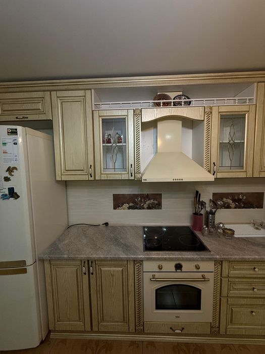 Продам кухонный гарнитур