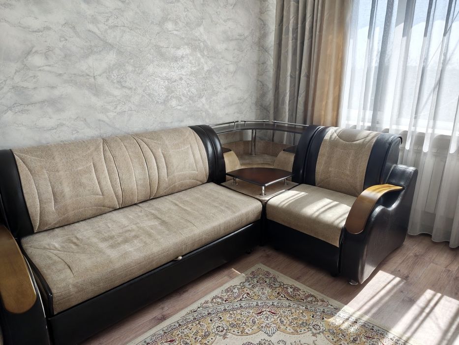 Продается угловой диван кровать