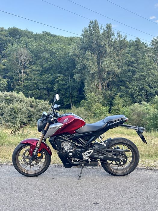 Honda CB125R 2021 21000km istoric HONDA intretinuta EXEMPLAR achizitionata MotoFly Bucov dealer Honda , LED ABS