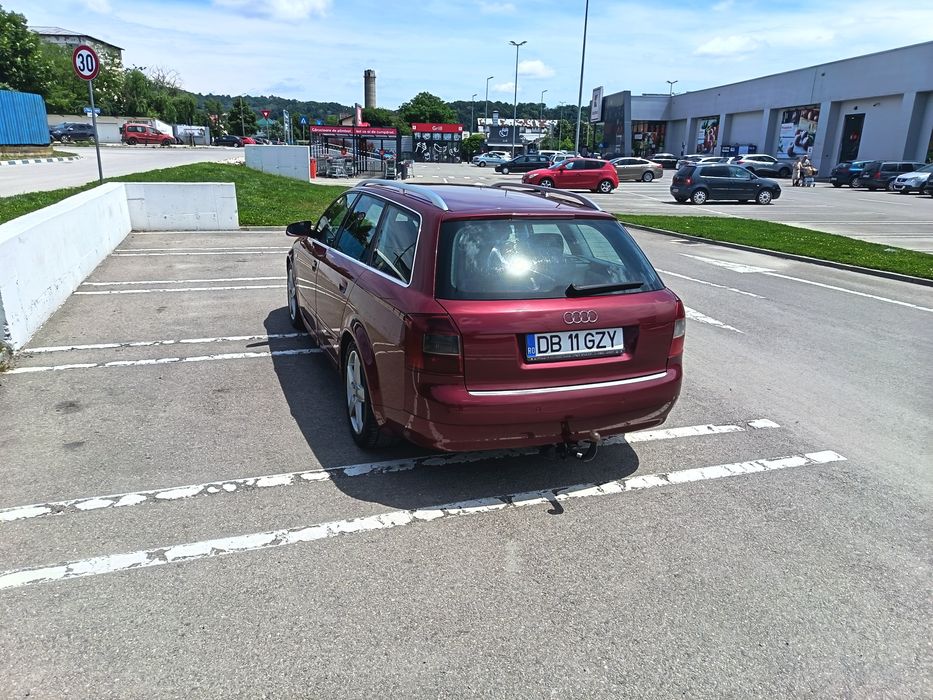 AUDI A4 Avant 2004 — imagine 4