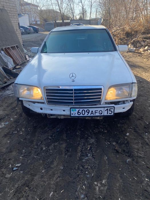Мерседес w202 c 180