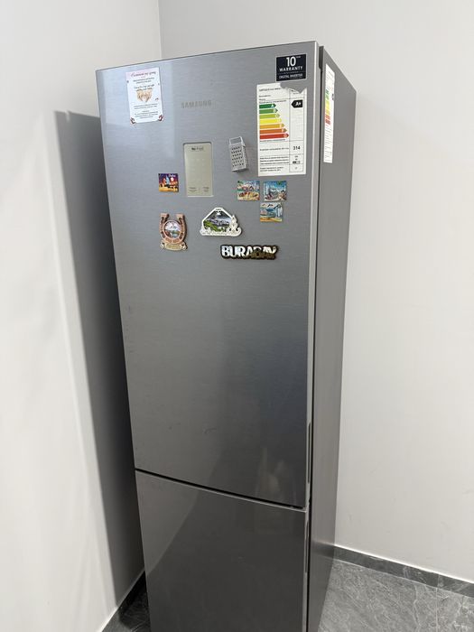 Холодильник SAMSUNG