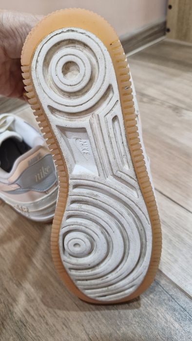Дамски маратонки Nike